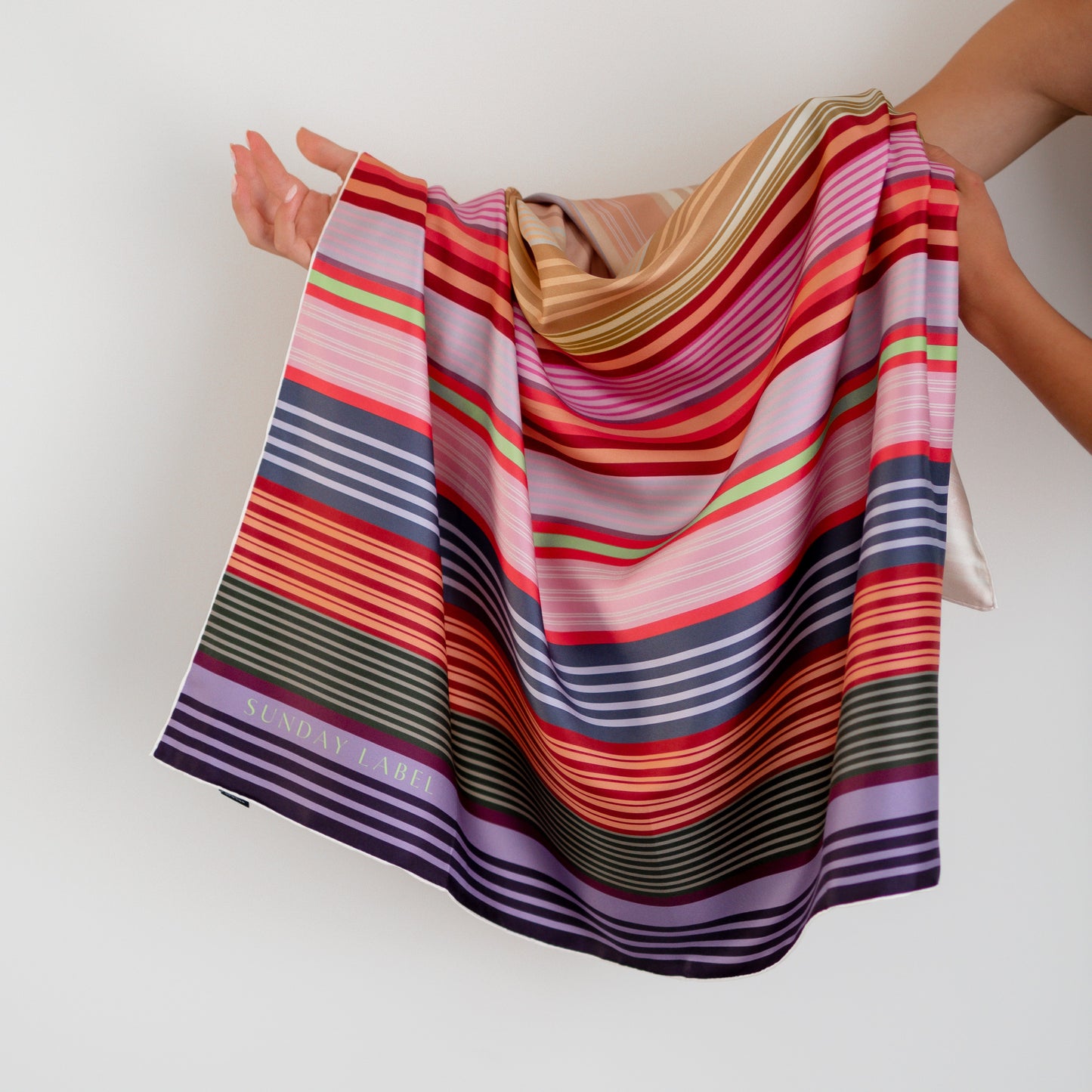 Sunday Label Silk - Gertrude Bold - 90cm silk square scarf