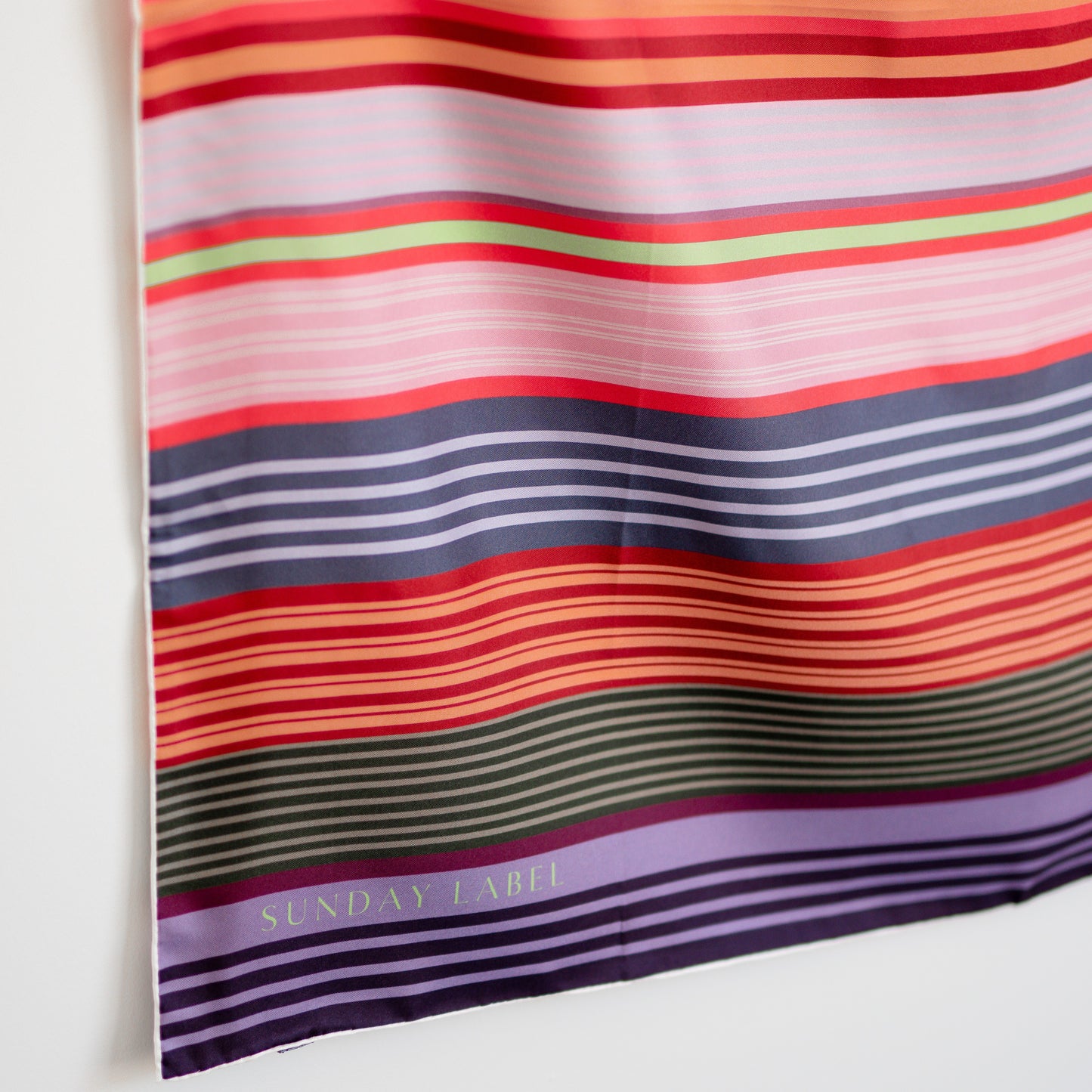 Sunday Label Silk - Gertrude Bold - 90cm silk square scarf