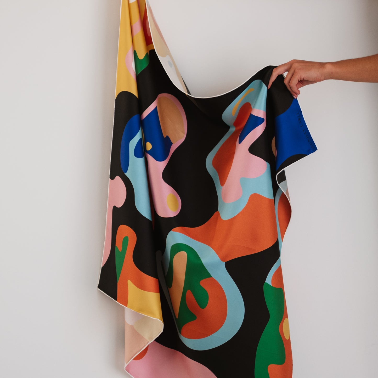 Sunday Label Silk - Beverley Bold - 90cm silk square scarf